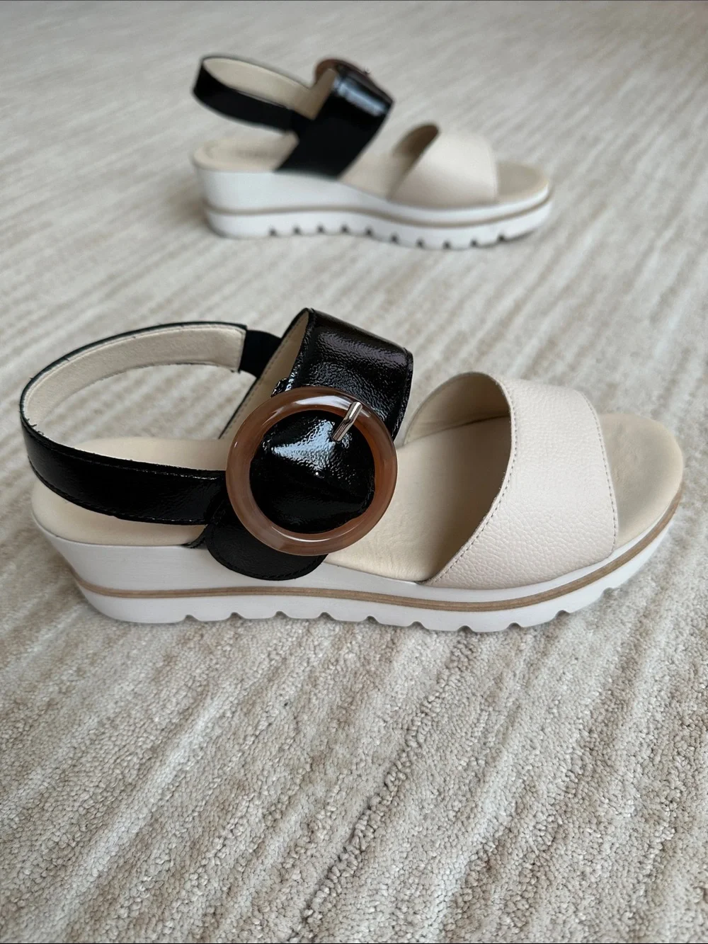 GABOR Freya Wedge Platform Sandal Beige with Black Patent Size UK 6.5 | US 9